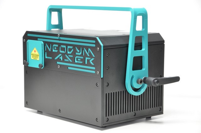 ULTIMATE CYAN laser projector